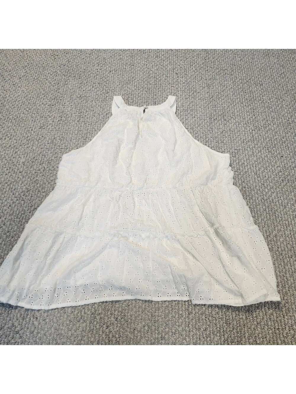 Torrid White Eyelet Sleeveless Blouse Size 3 - Picture 5 of 8
